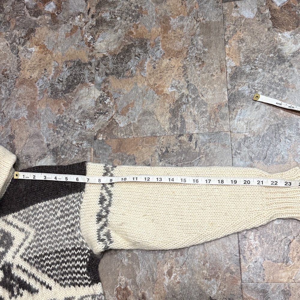Men's Turtleneck Sweater - Cream and Black - Picture 4 of 6
